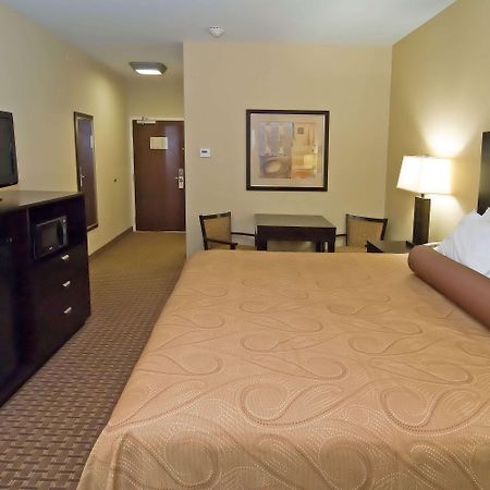 Best Western Bastrop Pines Inn Kamer foto
