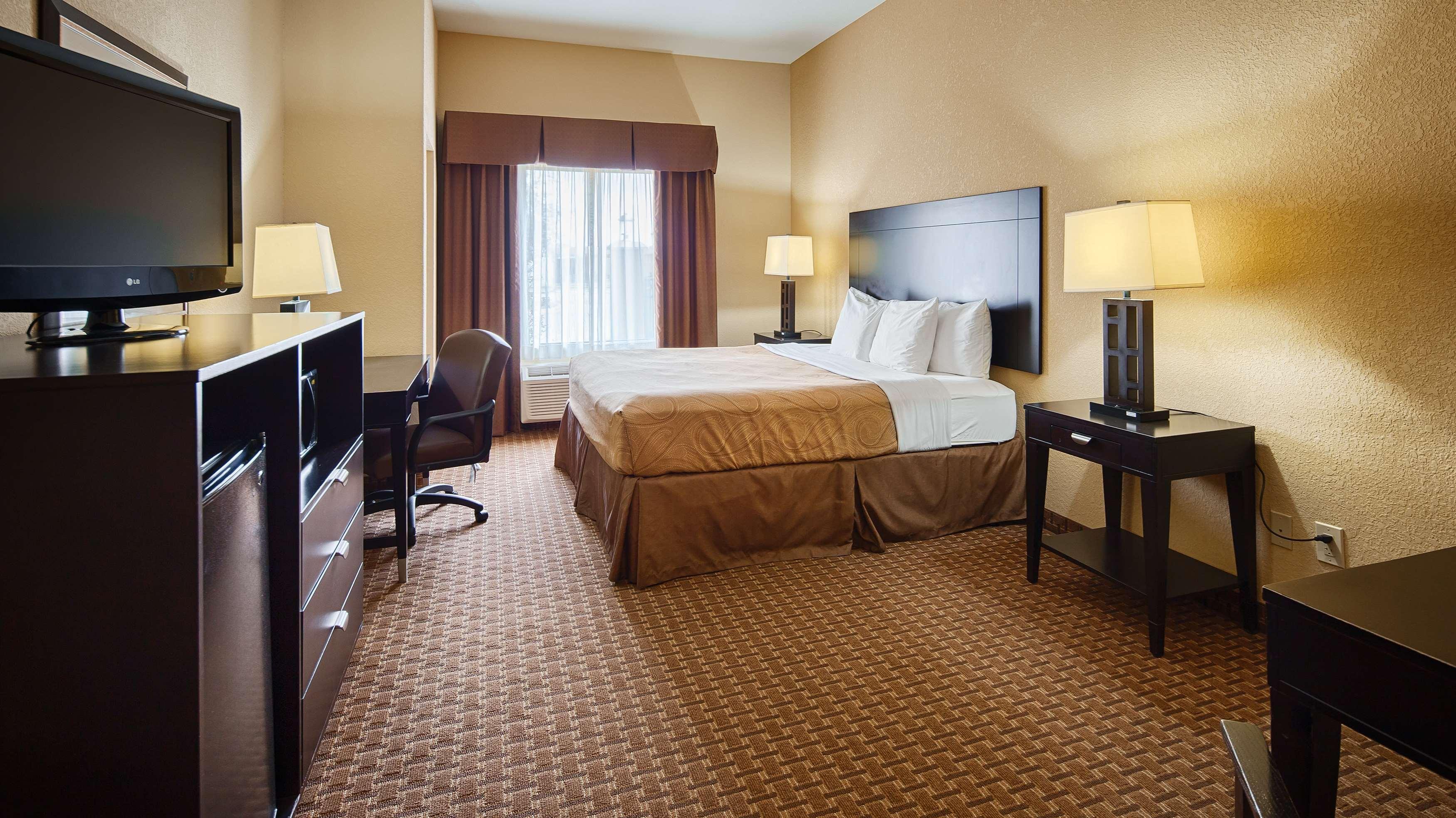Best Western Bastrop Pines Inn Buitenkant foto
