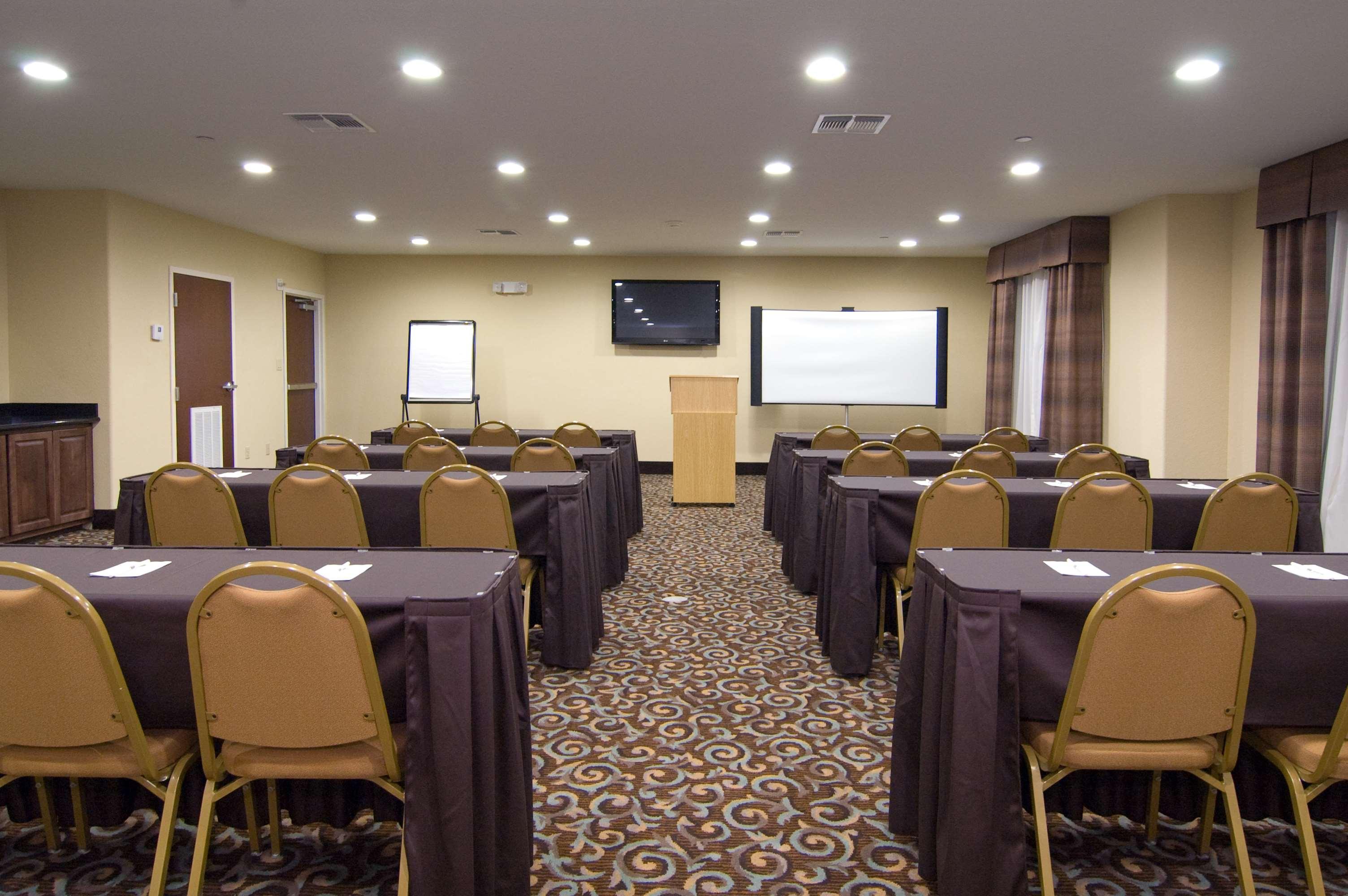 Best Western Bastrop Pines Inn Faciliteiten foto