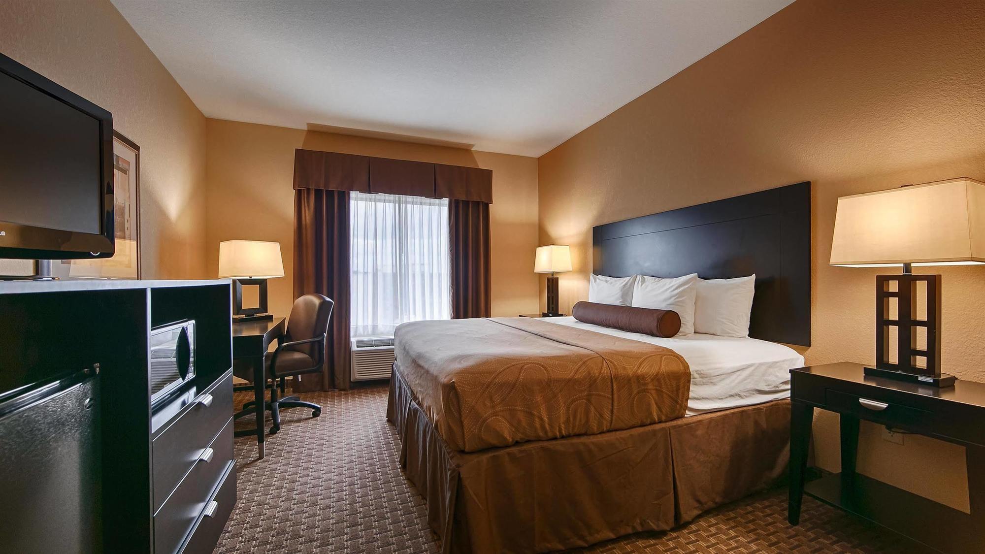 Best Western Bastrop Pines Inn Buitenkant foto